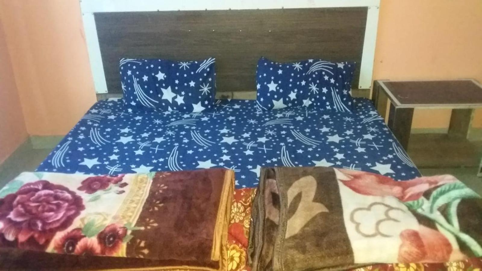 Spot On Sharma'S Kitchen & Home Stay Bajaura Zewnętrze zdjęcie